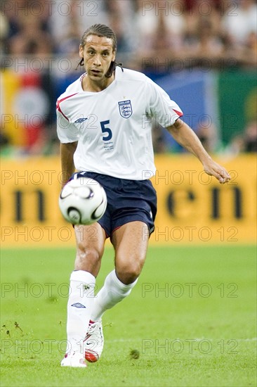 Rio FERDINAND (ENG) - Einzelaktion
Viertelfinale England (ENG) - Portugal (POR) 1:3 n.E. am 01.07.2006 in Gelsenkirchen
Fussball WM2006 FIFA WM 2006, vom 09.06 - 09.07.2006 in Deutschland