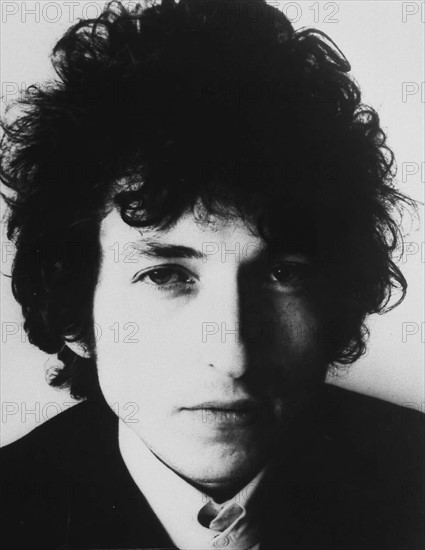 BOB DYLAN
American Singer and Songwriter
Universal Pictorial Press...