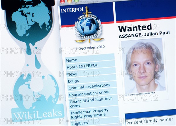 Mandat d'arrêt international contre Julian Assange, fondateur de Wikileaks