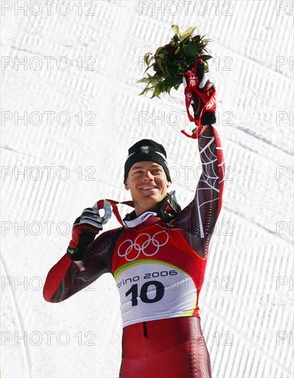 Olympia
20. Olympische Winterspiele 2006 Turin
Ski Alpine - Abfahrt Herren
Michael Walchhofer (AUT) freut sich ueber seine Silbermedaille
FOTO : Pressefoto Ulmer/Foto-net/Daniel Ulmer