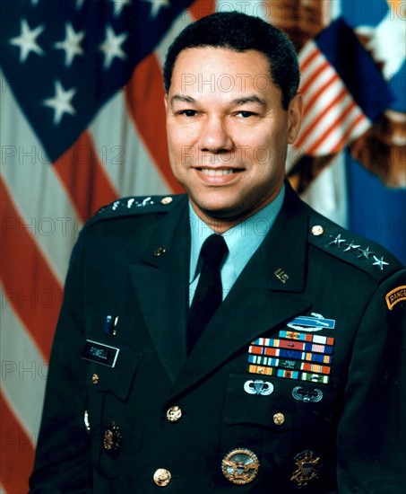 Undatierte offizielle Aufnahme von US-Generalstabschefs Colin Powell. Der Vier-Sterne-General wurde am 3.10.1989 in diesem Amt vereidigt.
