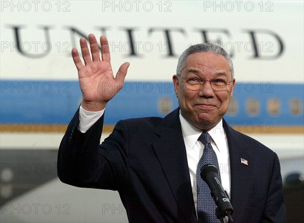 (dpa) - US Foreign Minister Colin Powell waves upon his arrival at Berlin airport, 22 May 2002. Powell is on a one-week tour with President Bush through Europe, Germany being their first stop. The 24-hour stay in Berlin provoked demonstrations in Germany against the unilateral US foreign policies.