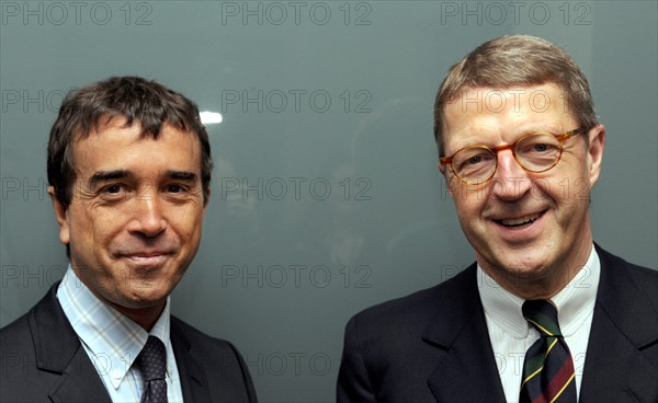Der frühere EADS-Co-Verwaltungsratschef Arnaud Lagardere (l) und der...