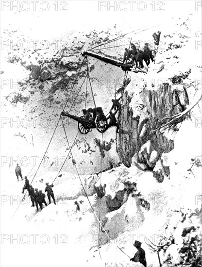 World War I - Transport of piece of artillery in the mountains