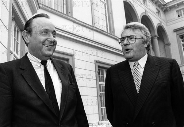 Hans-Dietrich Genscher et Pierre Mauroy