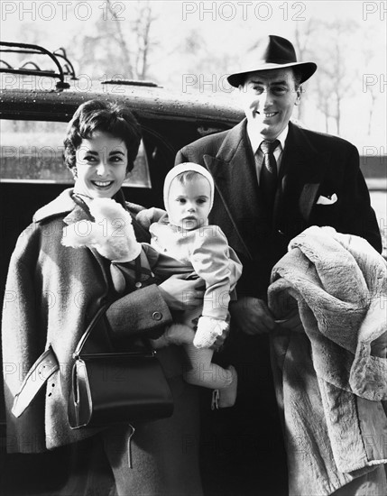 Elizabeth Taylor avec Michael Wilding et leur fils