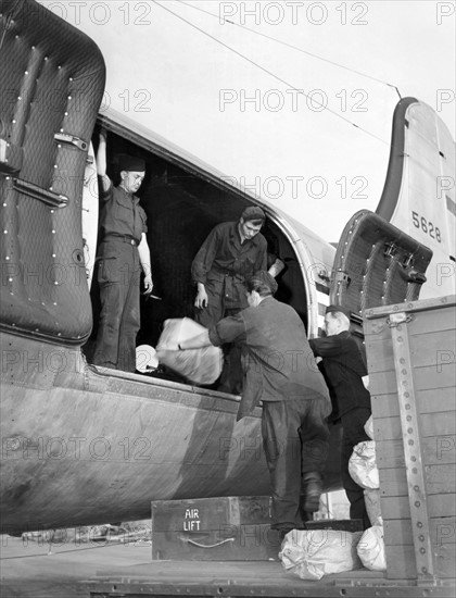 Airlift to Berlin 1949 - last plane is loaded