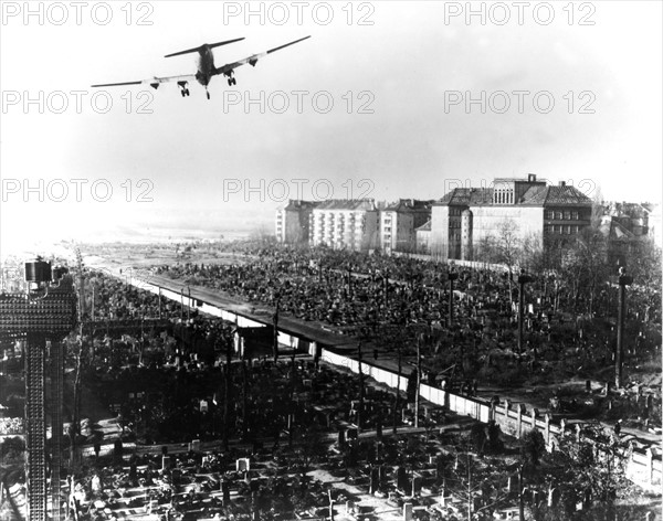 Airlift for supply of West Berlin