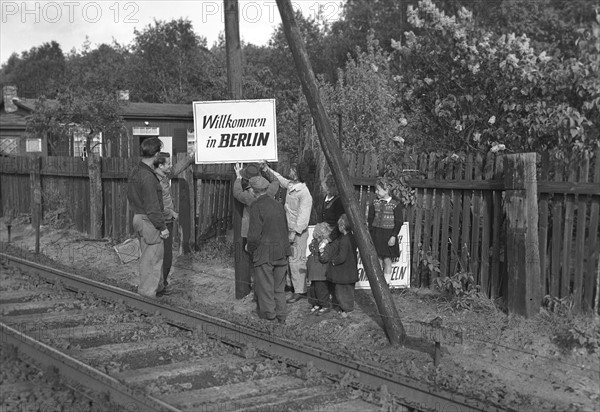 Berlin - interzonal train 1949