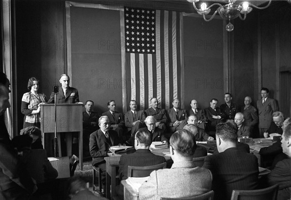 Lucius D. Clay before regional council 1947