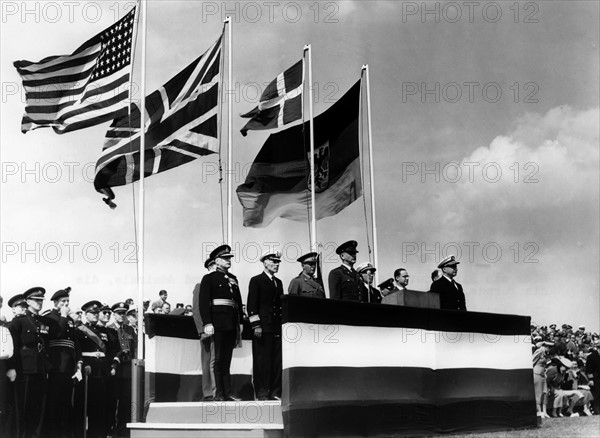 Admirals and generals at the 'Armed Forces Day' in Bremerhaven