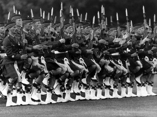 Birthday parade of British soldiers in Berlin for the English Queen