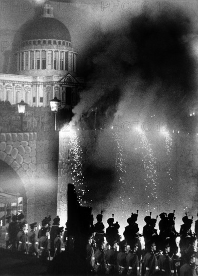 Salute at beginning of British Berlin Tattoo