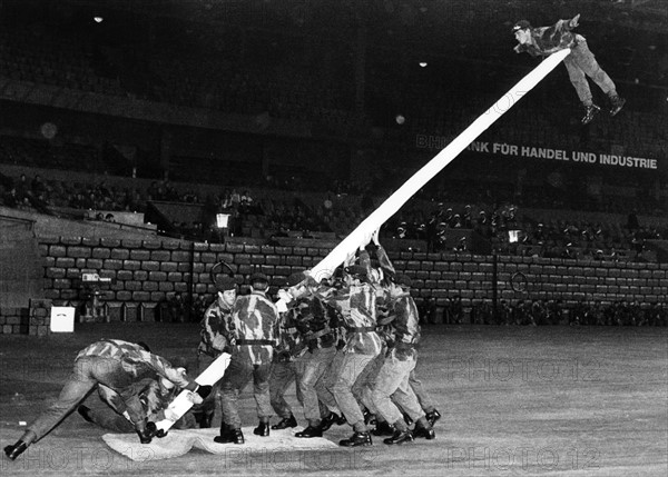 British paratroopers at British Berlin Tattoo