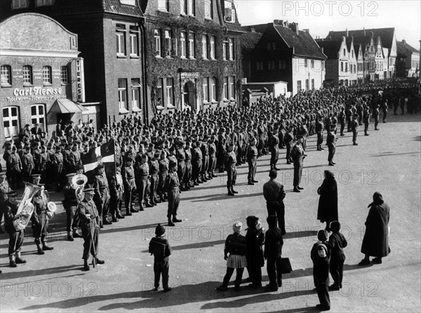 Farewell parade of the Danish army in Itzehoe