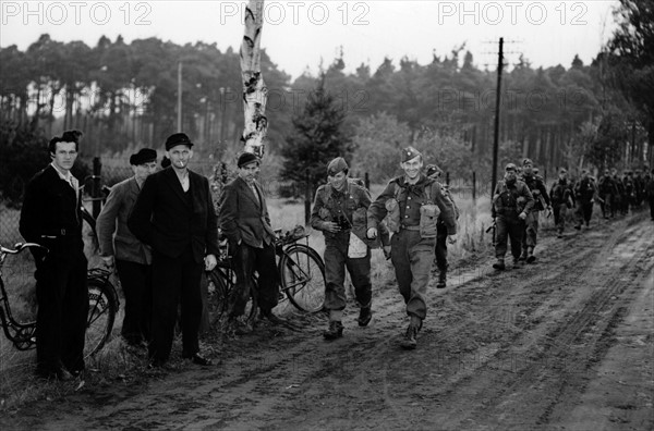 Danish infantry at fall maneuver of allied