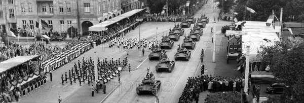 Défilé du 14 juillet des troupes françaises en Allemagne