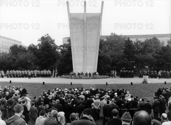 Celebrations on farewell of western Allies from Berlin at Airlift Monument