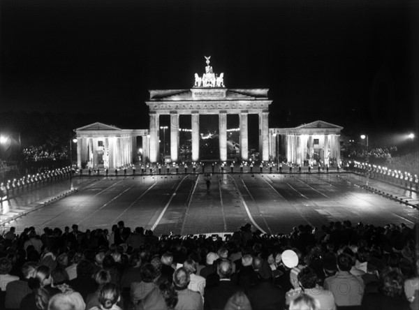 Celebrations on farewell of western Allies from Berlin at Brandenburg Gate