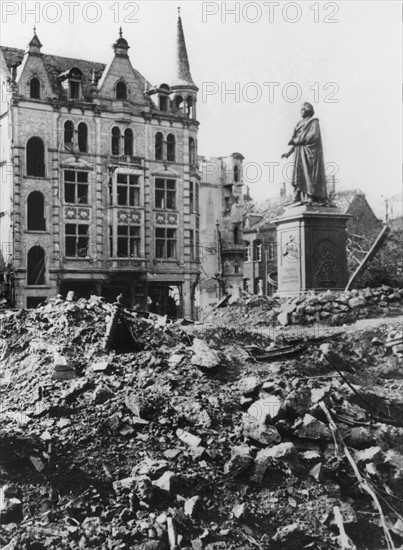 Post-War period - Destructions in Bonn