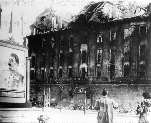 Second World War - destroyed Hotel Adlon