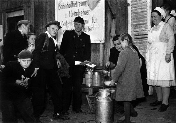 Post-war era - German children arriving from Jugoslavia 1950