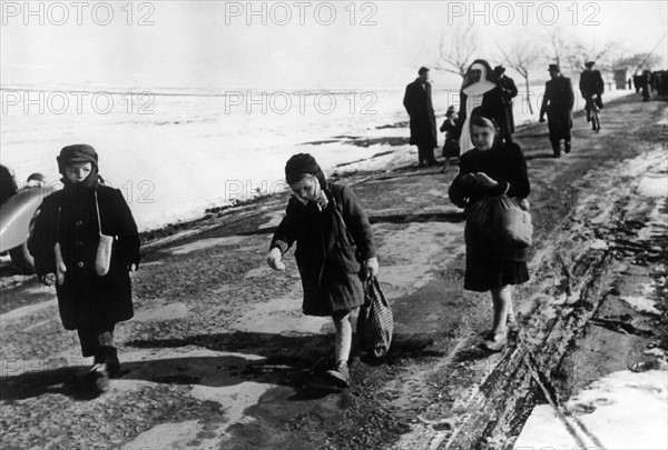 Post-war era - arrival in Friedland of displaced persons from Poland