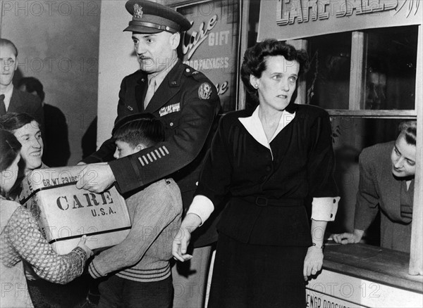 Post-war Germany: First care parcel store in Germany