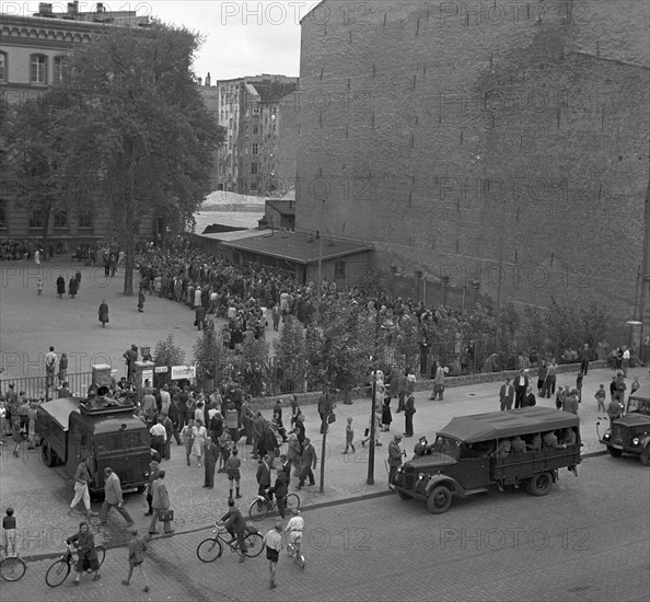 Berlin - food aid 1953