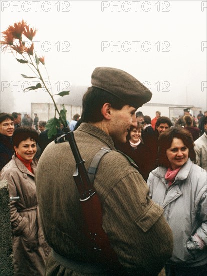 10 Year Anniversary Fall of the Berlin Wall: Great Joy