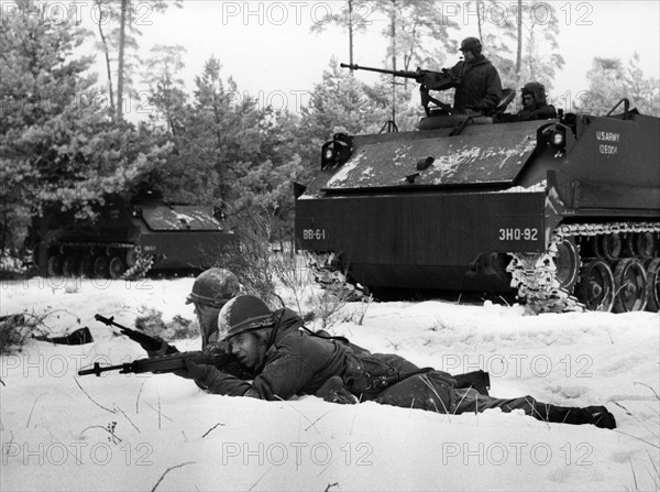 Winter exercise of US army in Berlin