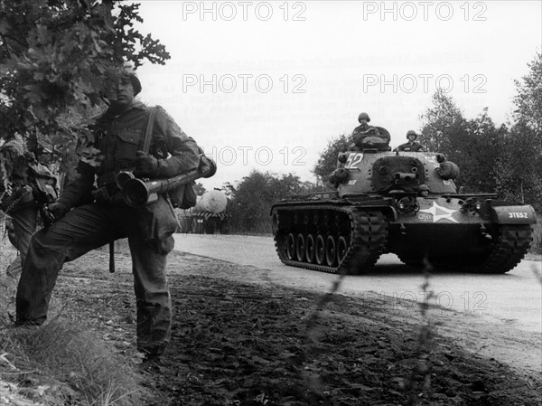 Manoeuvre of US army in Berlin Grunewald