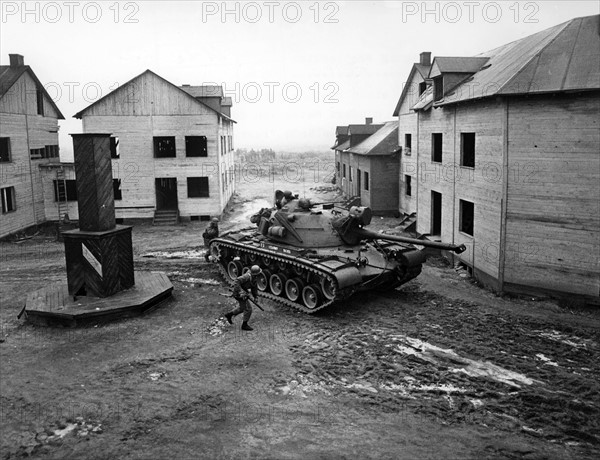 Manoeuvre of US army in ghost city Parks Range in Berlin