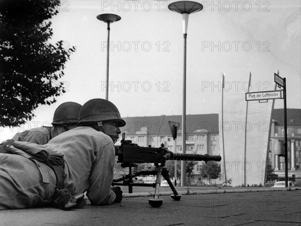 Fighting exercise of US army in Berlin