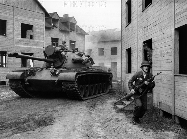 Manoeuvre of the US army in ghost village Parks Range in Berlin