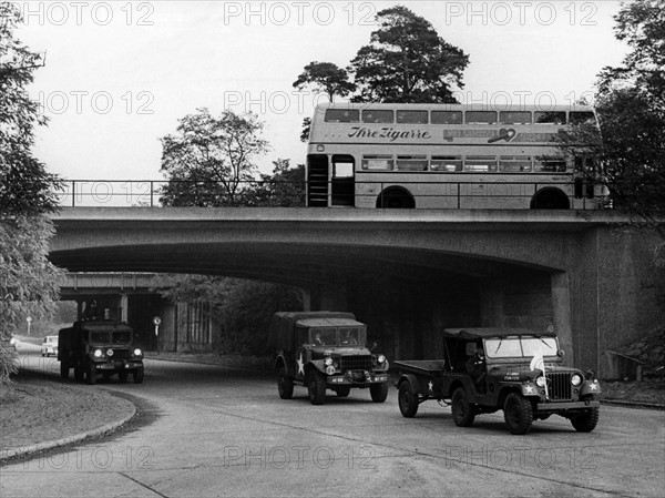 Soldiers on their way to a manoeuvre of the US army