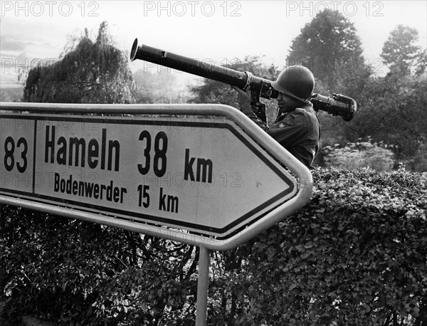 US soldier with bazooka