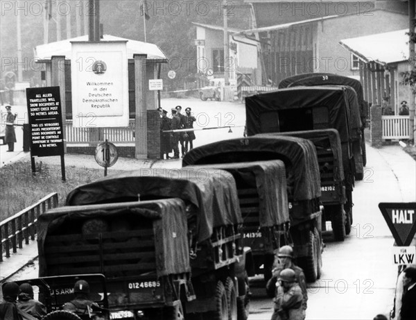 US troop transport to Berlin leads through Soviet zone