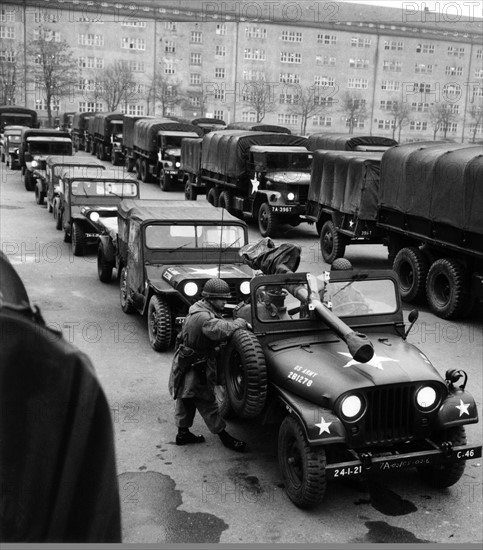 US troop transport before the departure to Berlin through Soviet zone