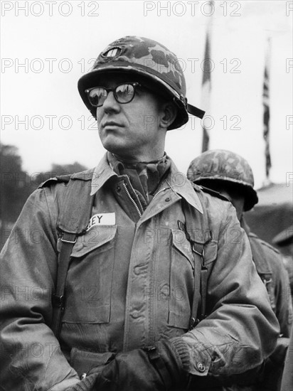 US Captain Keeley leads troop transport to Berlin