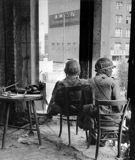 US guard at Berlin sector border