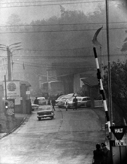 US convoy at GDR border crossing point Marienborn held back