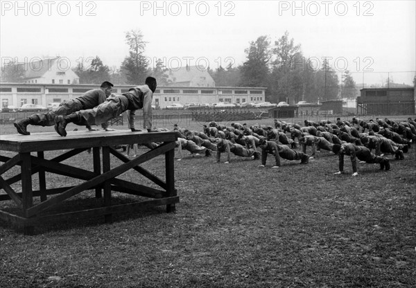 Gymnastic training of the U.S. army