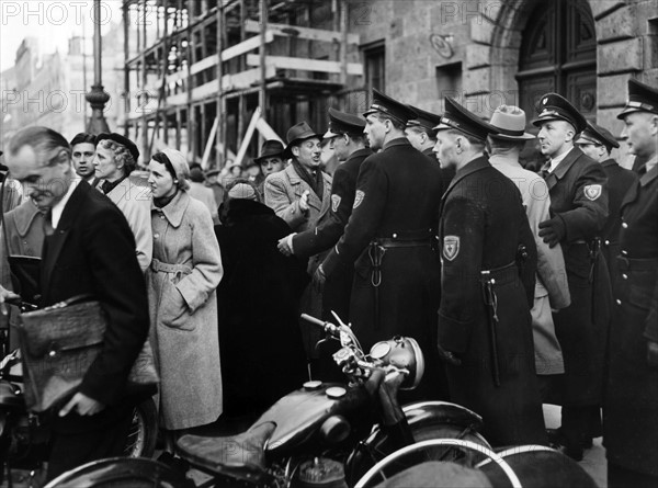 Demonstration of victims of the occupation in Munich