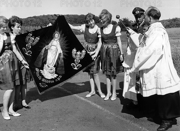 Stolen Virgin Mother flag returns to the Palatinate