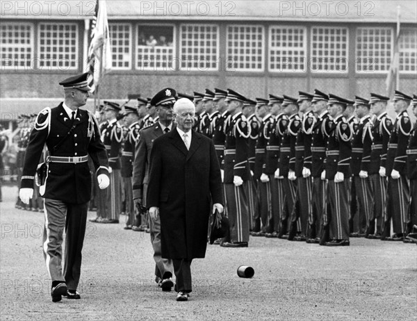 Lübke visiting US forces in Heidelberg