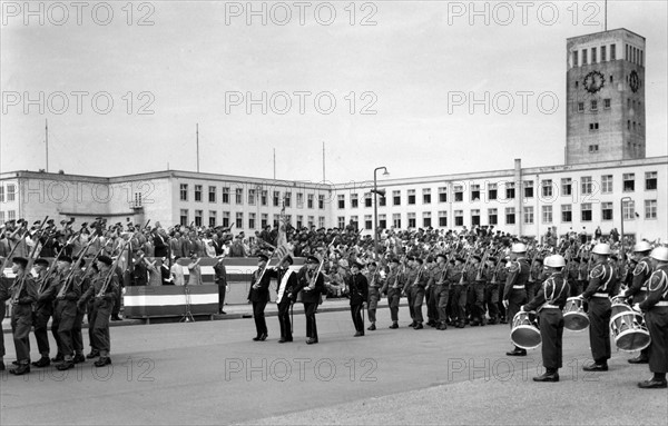 Military parade for the farewell of US town major Timberman in Berlin