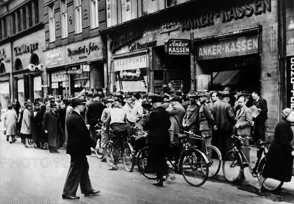 Nazi Germany: Berlin citizens swarm in front of loudspeakers