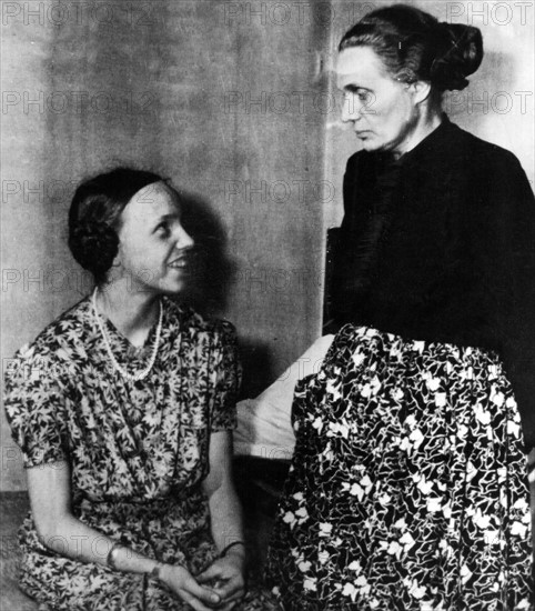 Margarete and Gudrun Himmler