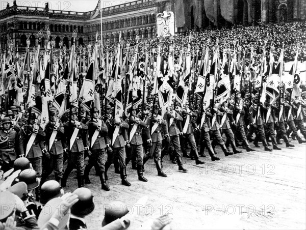 Third Reich - Parade of the Wehrmacht
